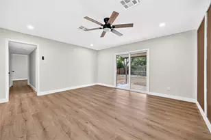 2426 Woodsdale Blvd, Houston, TX 77038 - Photo 9