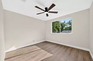 2426 Woodsdale Blvd, Houston, TX 77038 - Photo 31