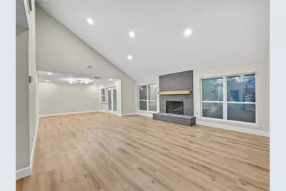 1023 Cragmore Drive, Seabrook, TX 77586 - Photo 11