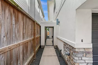 4409 Schuler Street #A, Houston, TX 77007 - Photo 3