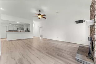351 Fantasy Ln, Montgomery, TX 77356 - Photo 7