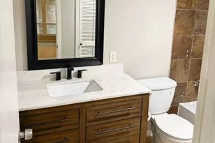 2230 S Piney Point Rd, Houston, TX 77063 - Photo 9
