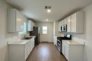 4130 Brazos Brk Trl, Baytown, TX 77521 - Photo 5