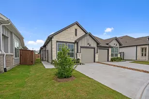 5259 Celestial Ct, Iowa Colony, TX 77583 - Photo 3
