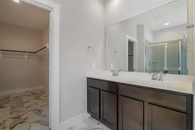 1502 Wells Manor Lane, Missouri City, TX 77459 - Photo 9