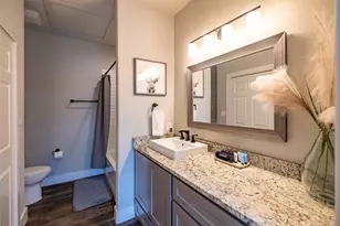 502 S Eagle St, Fredericksburg, TX 78624 - Photo 13