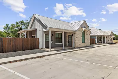 502 S Eagle Street #202, Fredericksburg, TX 78624 - Photo 1