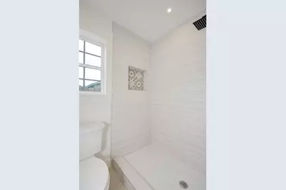 9822 Thorn Street, Houston, TX 77078 - Photo 25