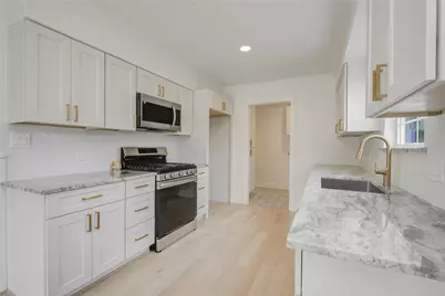 9822 Thorn Street, Houston, TX 77078 - Photo 13