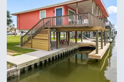 21804 Deaf P Smith Drive, Galveston, TX 77554 - Photo 23