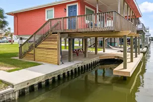 21804 Deaf P Smith Dr, Galveston, TX 77554 - Photo 23