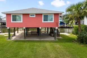 21804 Deaf P Smith Dr, Galveston, TX 77554 - Photo 21