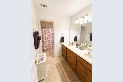 7565 Silver Star Road, Sour Lake, TX 77659 - Photo 15