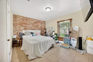 12223 Sharpview Dr, Houston, TX 77072 - Photo 17