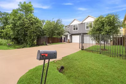 8206 Bassett Street #A, Houston, TX 77051 - Photo 5