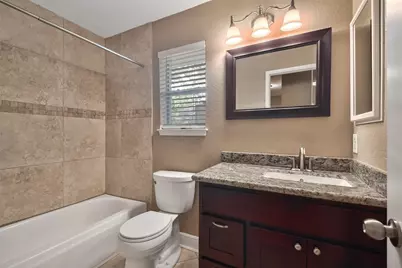 5 E Willowwood Court, The Woodlands, TX 77381 - Photo 25