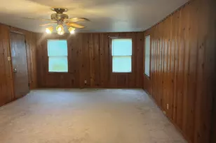 817 S Main St, Highlands, TX 77562 - Photo 9