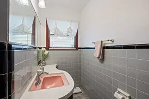 6728 Avenue Q, Galveston, TX 77551 - Photo 17
