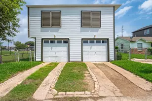 6728 Avenue Q, Galveston, TX 77551 - Photo 3
