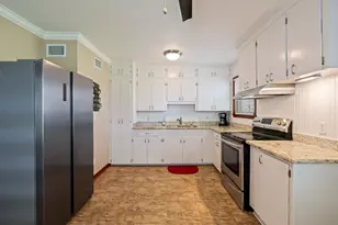 6728 Avenue Q, Galveston, TX 77551 - Photo 5