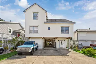 33 N Flamingo St, La Marque, TX 77568 - Photo 1