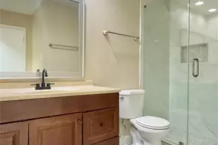 10249 Colony Ct, Houston, TX 77041 - Photo 9