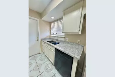 10249 Colony Court, Houston, TX 77041 - Photo 7