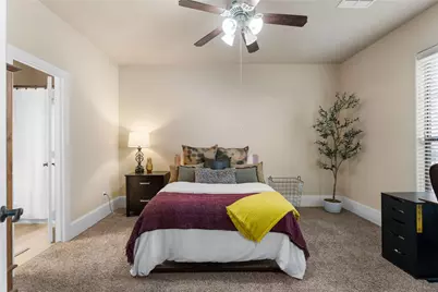 1045 W 22nd Street #G, Houston, TX 77008 - Photo 9