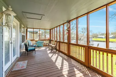 1331 Private Road 652, Sargent, TX 77414 - Photo 5