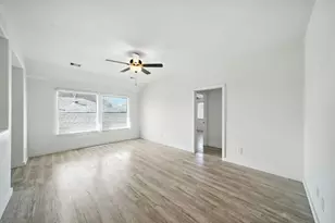 8114 Golden Trace Ct, Houston, TX 77083 - Photo 13