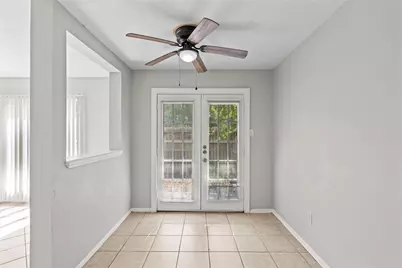 2202 16th Avenue N #4, Texas City, TX 77590 - Photo 3