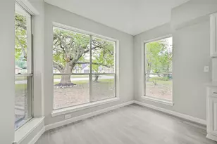 902 Essex Dr, Friendswood, TX 77546 - Photo 17