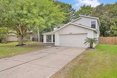 902 Essex Drive, Friendswood, TX 77546 - Photo 5