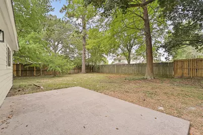 902 Essex Drive, Friendswood, TX 77546 - Photo 33