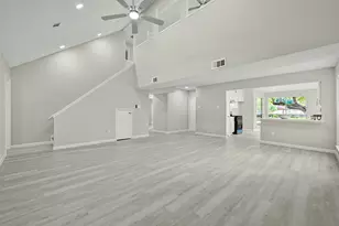 902 Essex Dr, Friendswood, TX 77546 - Photo 7
