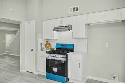 902 Essex Drive, Friendswood, TX 77546 - Photo 13