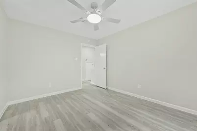 902 Essex Drive, Friendswood, TX 77546 - Photo 31