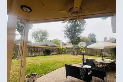 14907 Alderwick Drive, Sugar Land, TX 77498 - Photo 11