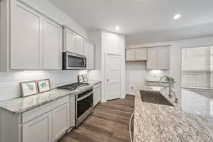 1613 Sunbend Ln, Katy, TX 77493 - Photo 7