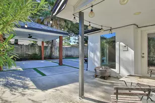 10611 Deerwood Rd, Houston, TX 77042 - Photo 37
