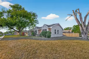 4202 Wuthering Heights Dr, Houston, TX 77045 - Photo 5