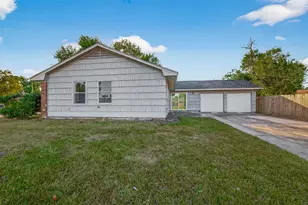 4202 Wuthering Heights Dr, Houston, TX 77045 - Photo 35