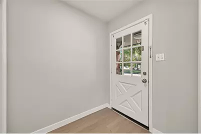 4202 Wuthering Heights Drive, Houston, TX 77045 - Photo 7