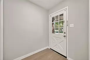 4202 Wuthering Heights Dr, Houston, TX 77045 - Photo 7