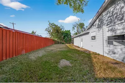 4202 Wuthering Heights Drive, Houston, TX 77045 - Photo 39