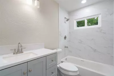 9409 Fairland Drive, Houston, TX 77051 - Photo 15