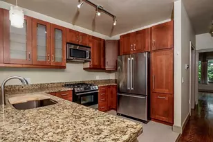 4009 Greeley St, Houston, TX 77006 - Photo 5
