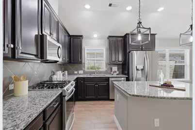 2809 Parkside Village Lane, Pearland, TX 77581 - Photo 11