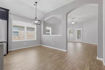 2809 Parkside Village Lane, Pearland, TX 77581 - Photo 13