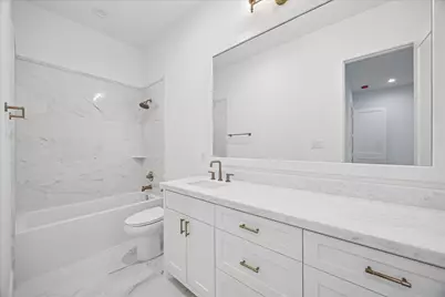 867 W 42nd Street, Houston, TX 77018 - Photo 23